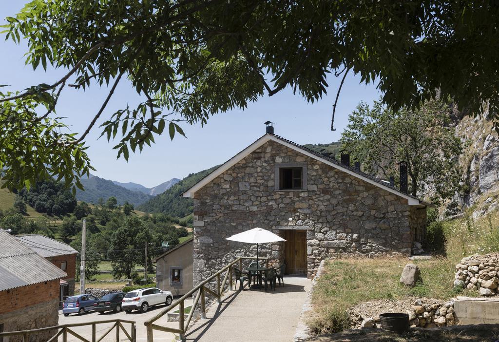 Hotel Rural Somiedo Valle de Lago Kültér fotó